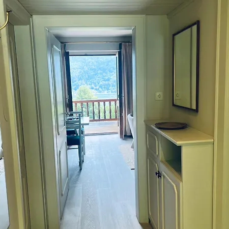 Laerchenhof Luxury Apartment *